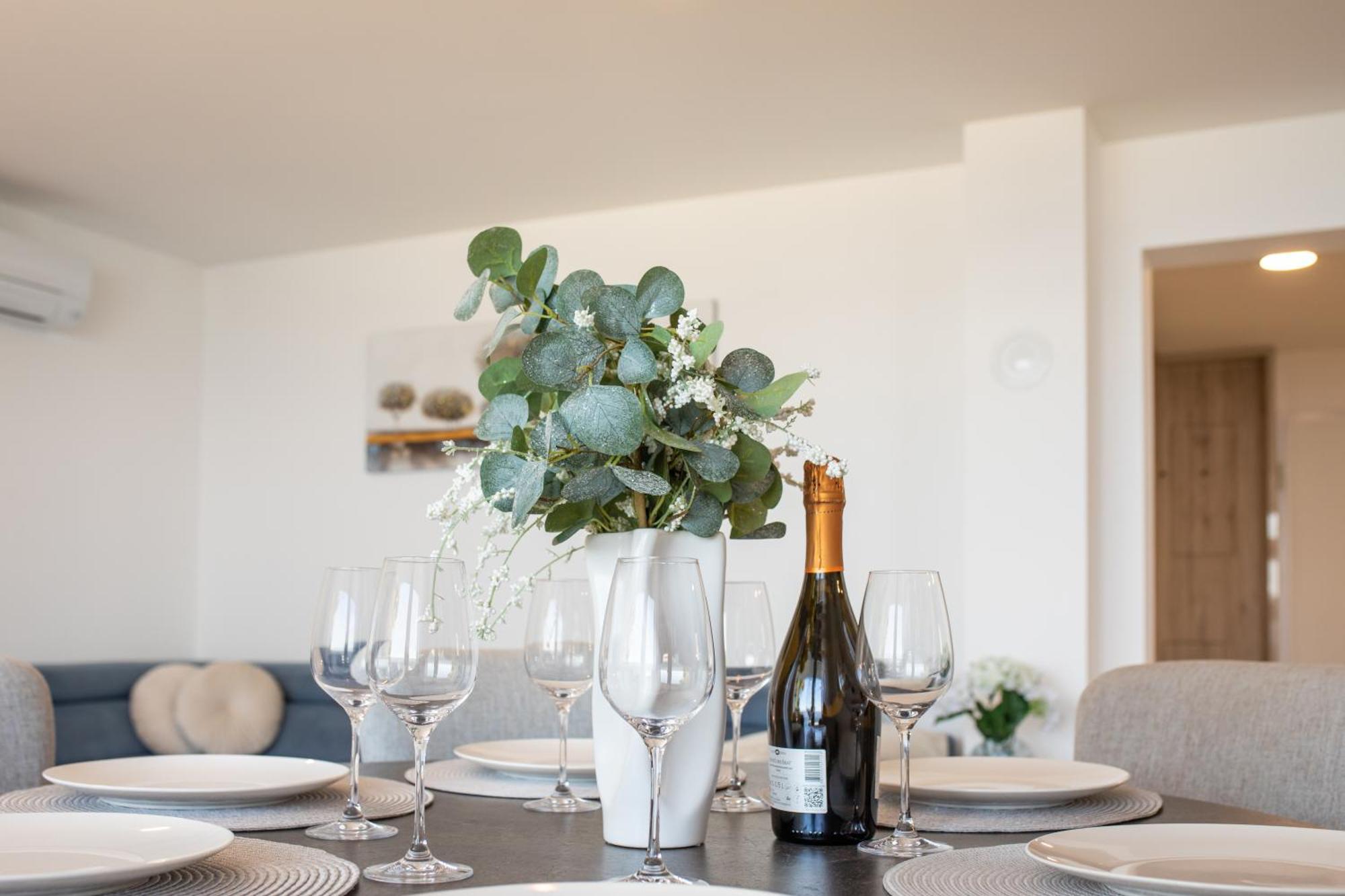 Villa Njivice Apartman Marina Kültér fotó
